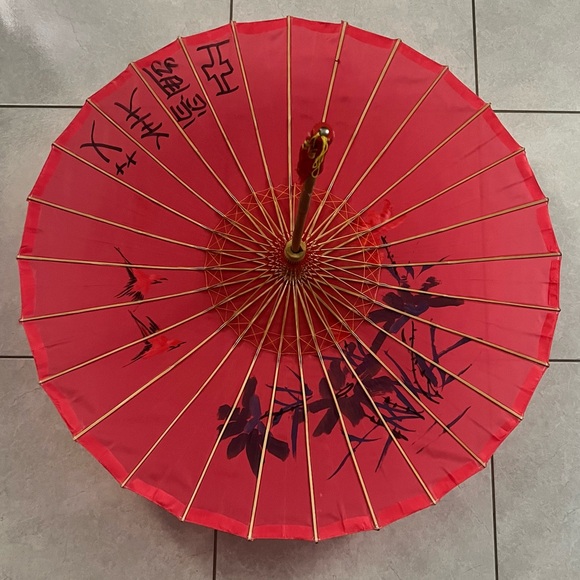 Disney Epcot Parasol - Picture 2 of 7